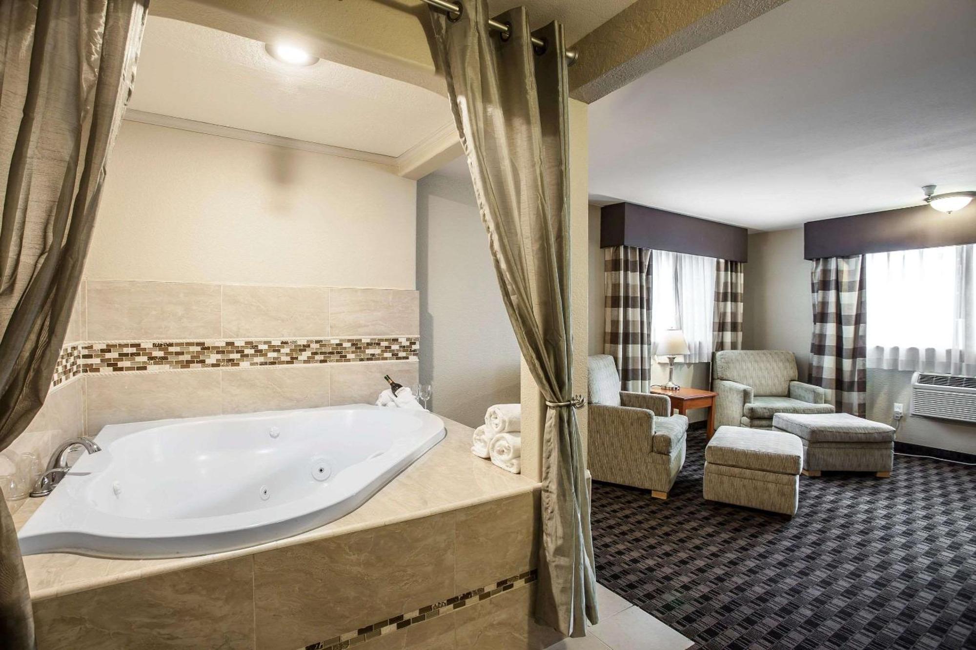 Clarion Inn Renton-Seattle Zewnętrze zdjęcie