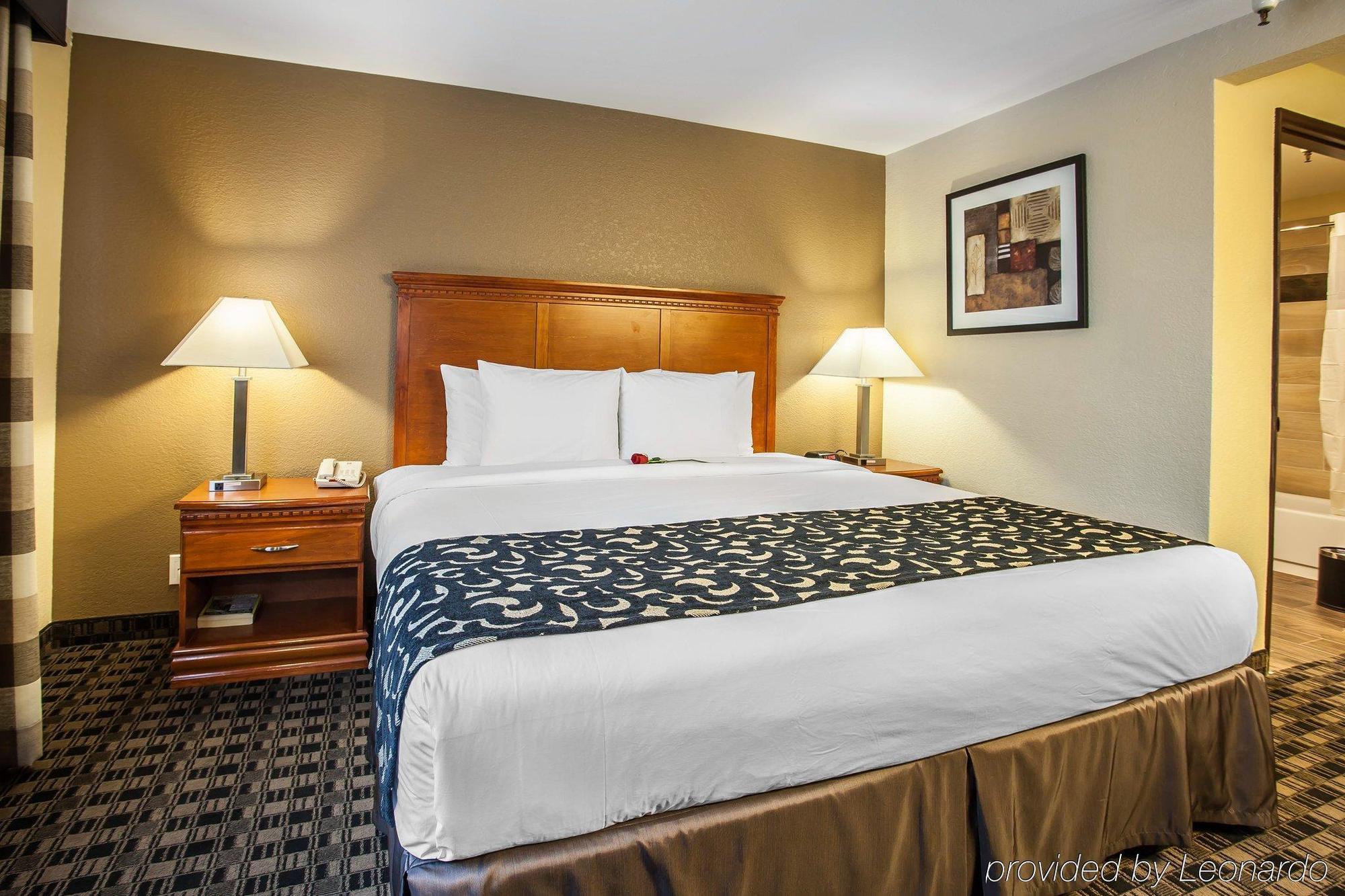 Clarion Inn Renton-Seattle Zewnętrze zdjęcie